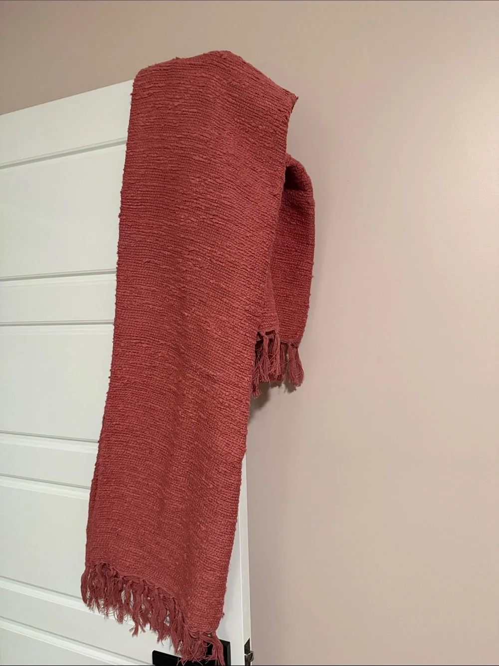 Dkny Pair of Textured Rose Pink Accent blankets